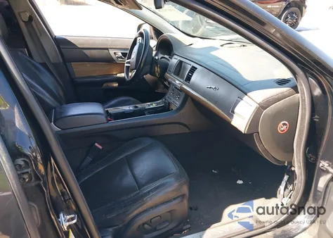 2009 Jaguar Xf Supercharged from USA, damaged, VIN SAJWA07C491R41970